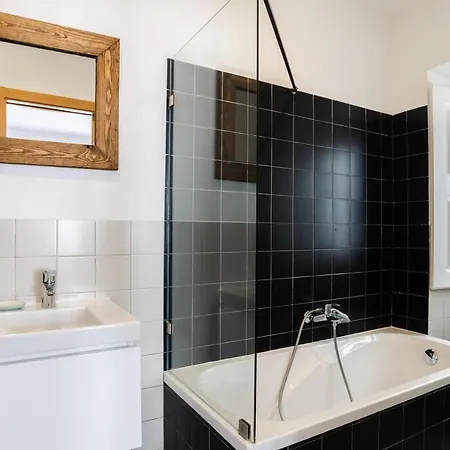 New! Casa Boheme - Central House With Patio & Bbq By Silver Prop *