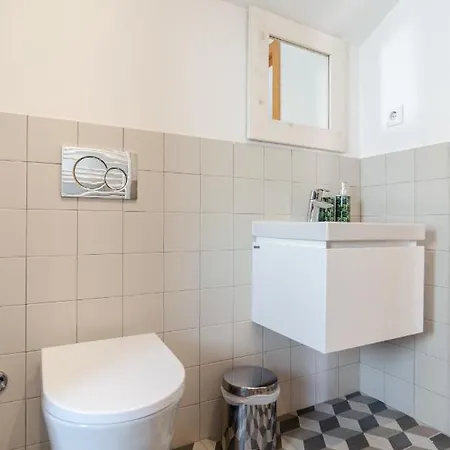 New! Casa Boheme - Central House With Patio & Bbq By Silver Prop